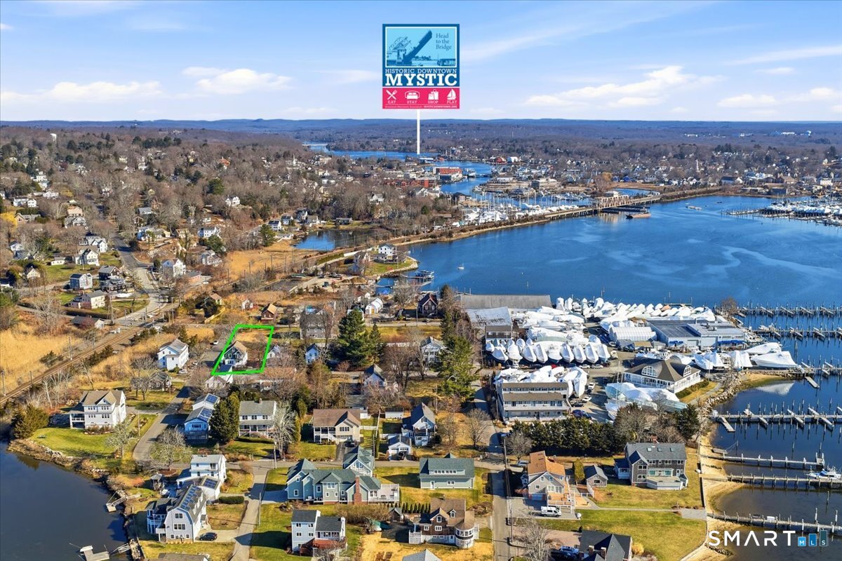 18 Maxson Street Groton, CT 06355 - Photo 20 of 39