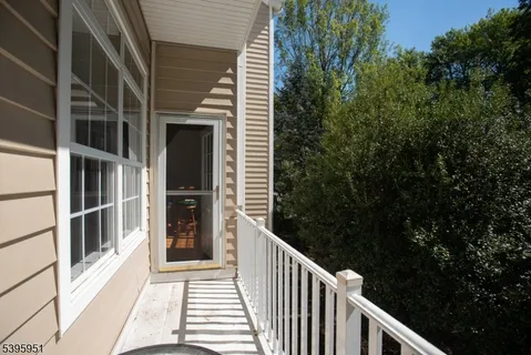 $449,000 | 62 Springholm Drive, Berkeley Heights, NJ 07922