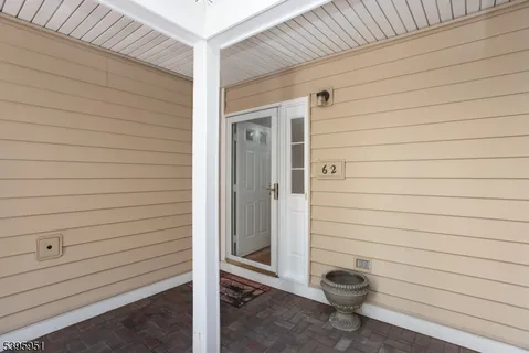 $449,000 | 62 Springholm Drive, Berkeley Heights, NJ 07922