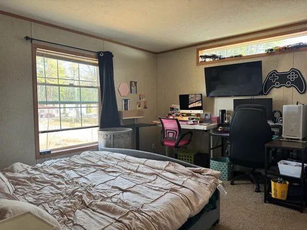 $170,000 | 94 Oriole Avenue, Keene, NH 03431