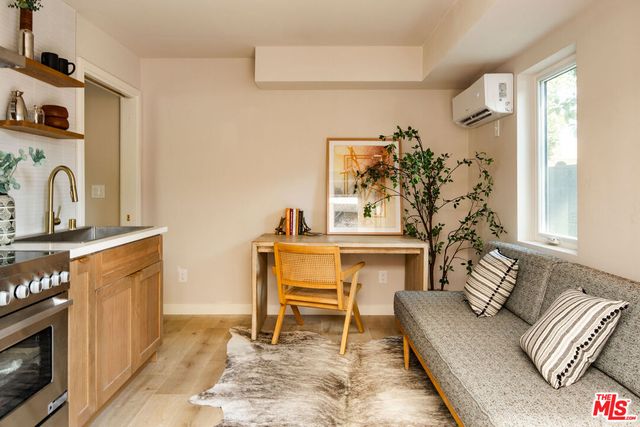 $870,000 | 3765 Delmas Terrace, Los Angeles, CA 90034