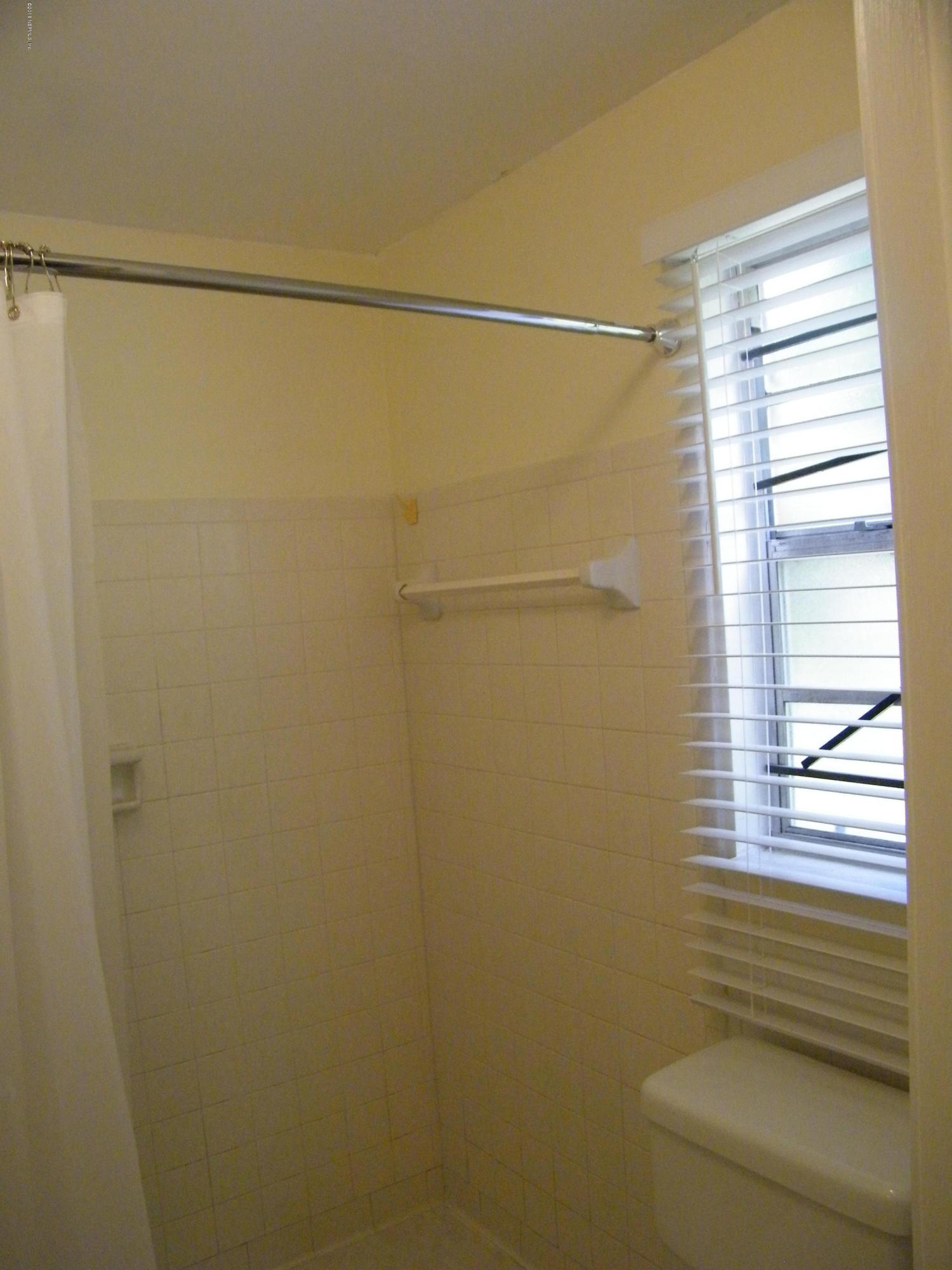 2687 Spring Lake Road Jacksonville, FL 32210 - Photo 21 of 32 Master bath