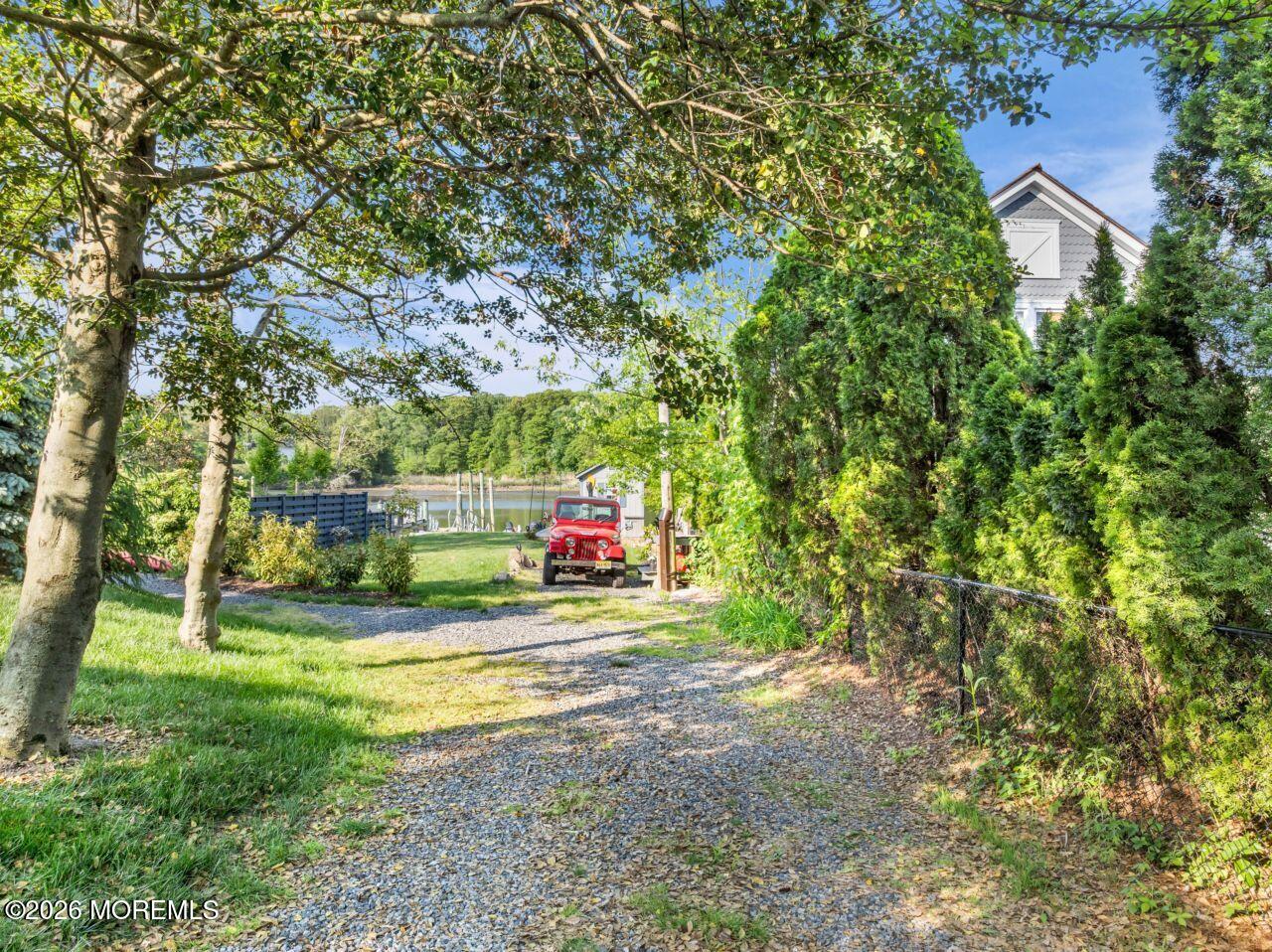 475 Locust Point Road Rumson, NJ 07760 - Photo 59 of 83 Your Private Drive