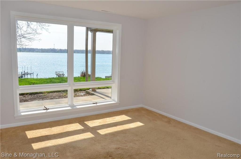620 North Riverside Avenue St. Clair, MI 48079 - Photo 42 of 53