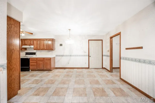 $400,000 | 6806 Ivy Lane, Godfrey, IL 62035