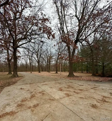 $445,000 | 6808 Ivy Lane, Godfrey, IL 62035