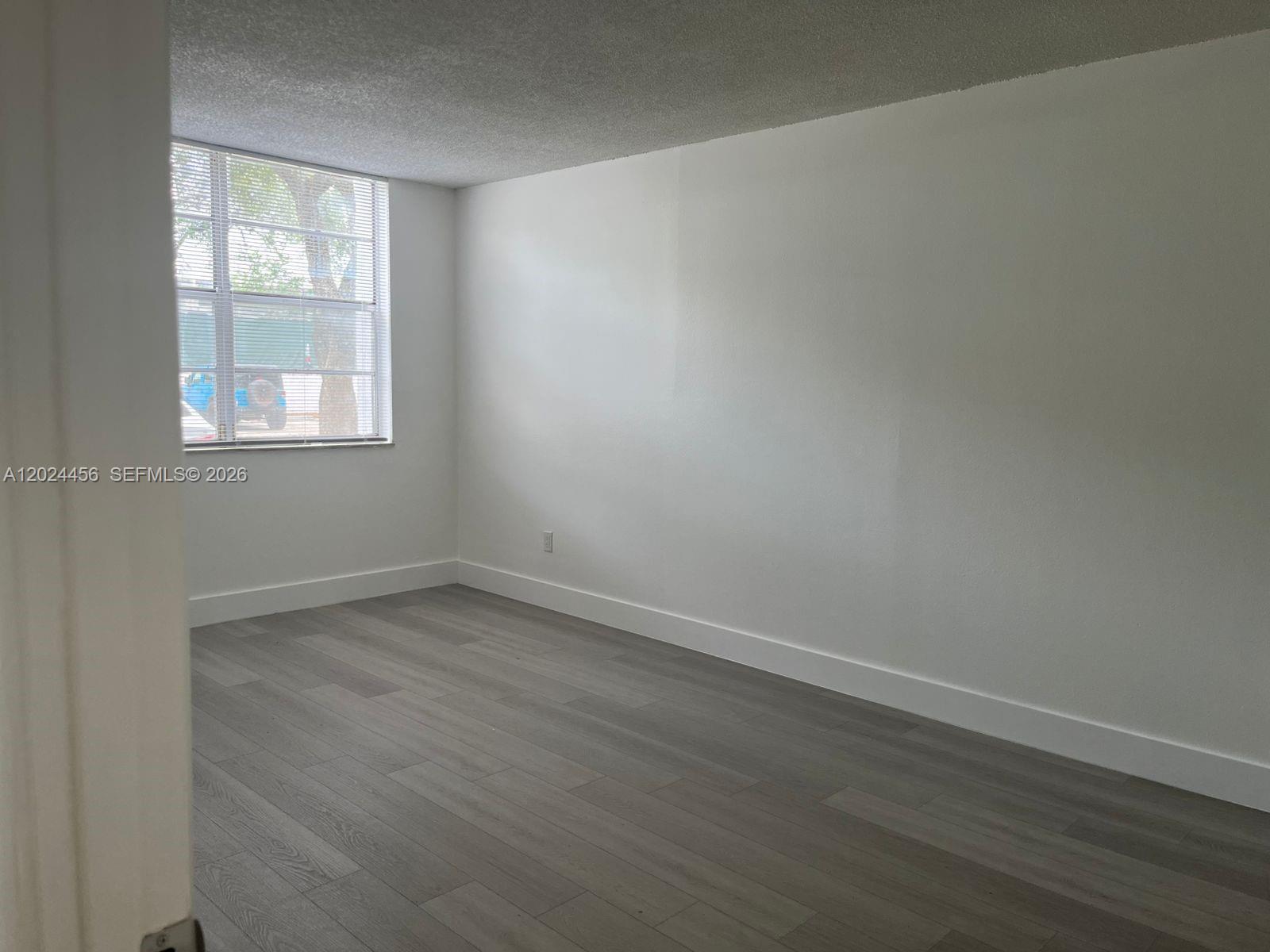 484 Northwest 165th St Road, Unit A111 Miami, FL 33169 - Photo 38 of 40