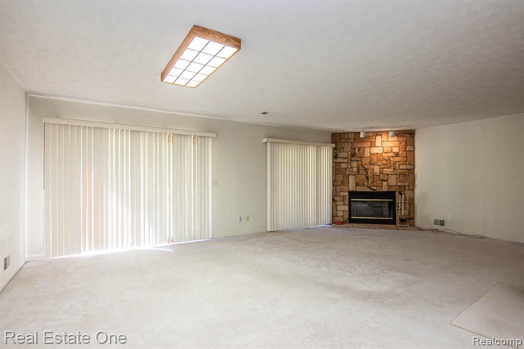 6687 Ridgeview Drive, Unit 55 Clarkston, MI 48346 - Photo 17 of 28