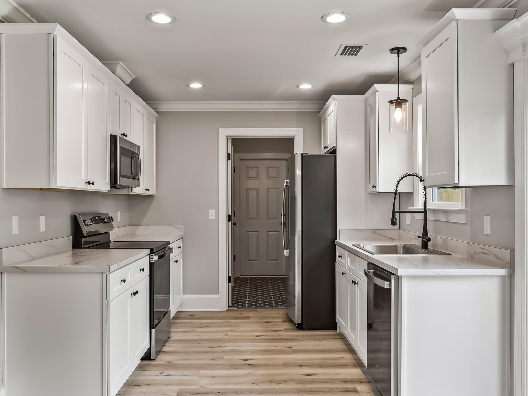 244 Mohave Road Crawfordville, FL 32327 - Photo 8 of 39