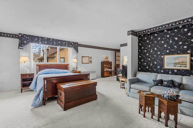 $450,000 | 812 Milwaukee Street, Kewaunee, WI 54216