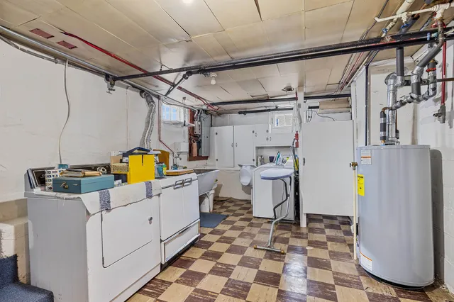 $450,000 | 812 Milwaukee Street, Kewaunee, WI 54216