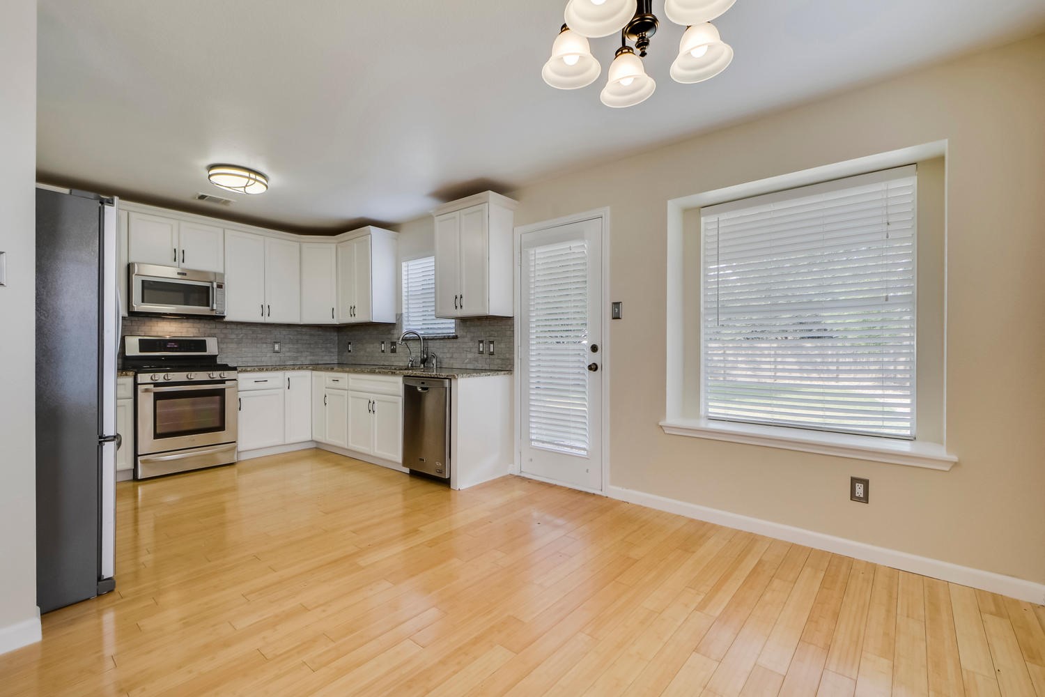 3408 Flowstone Lane Round Rock, TX 78681 - Photo 12 of 30