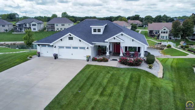 $589,000 | 2701 Twin Lakes Drive, Emporia, KS 66801