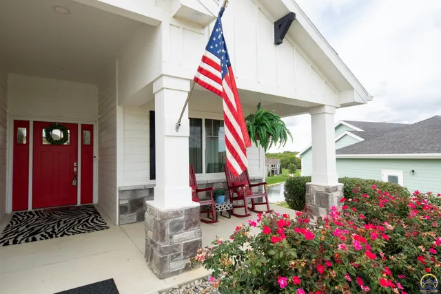 $589,000 | 2701 Twin Lakes Drive, Emporia, KS 66801