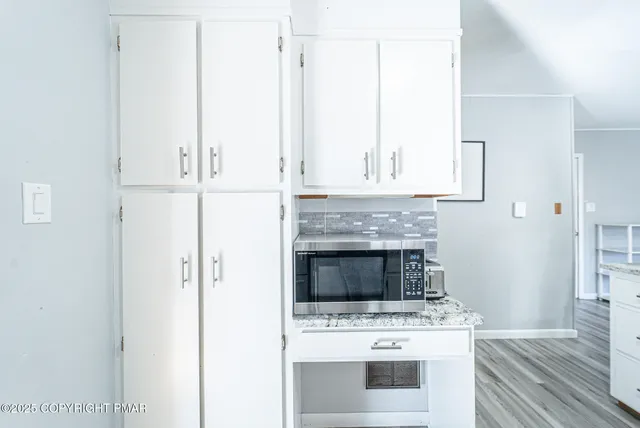 $375,000 | 2332 Highway 940, Pocono Summit, PA 18346