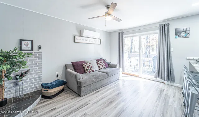 $375,000 | 2332 Highway 940, Pocono Summit, PA 18346