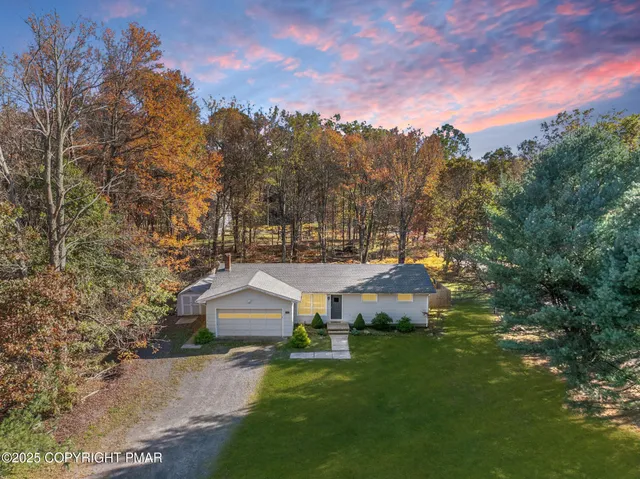 $375,000 | 2332 Highway 940, Pocono Summit, PA 18346