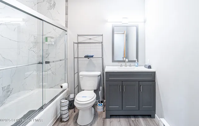 $375,000 | 2332 Highway 940, Pocono Summit, PA 18346