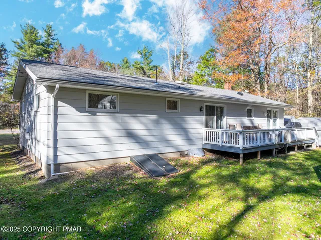 $375,000 | 2332 Highway 940, Pocono Summit, PA 18346