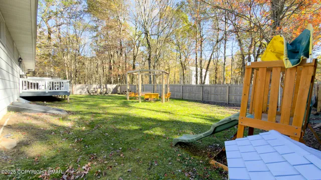 $375,000 | 2332 Highway 940, Pocono Summit, PA 18346