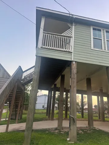 $3,300 | 205 Rue Orleans Street, Baytown, TX 77520