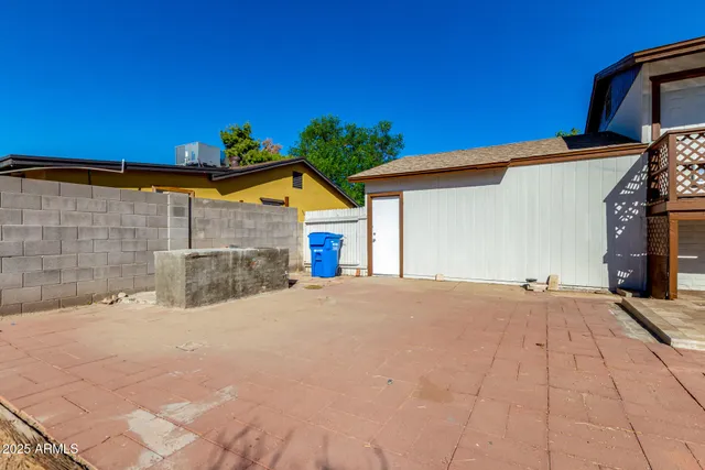 $389,900 | 7613 West Flower Street, Phoenix, AZ 85033