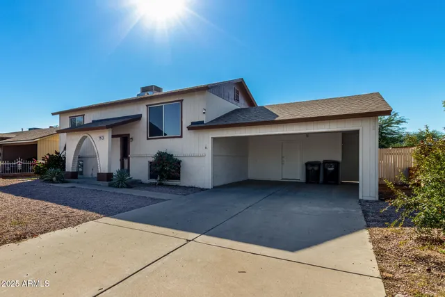 $389,900 | 7613 West Flower Street, Phoenix, AZ 85033