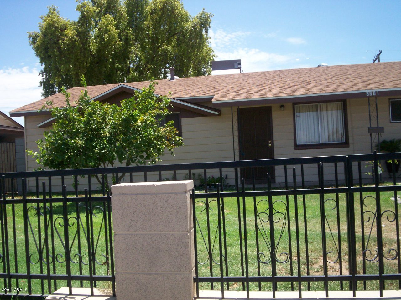 6601 West Osborn Road Phoenix, AZ 85033 - Photo 2 of 15 2