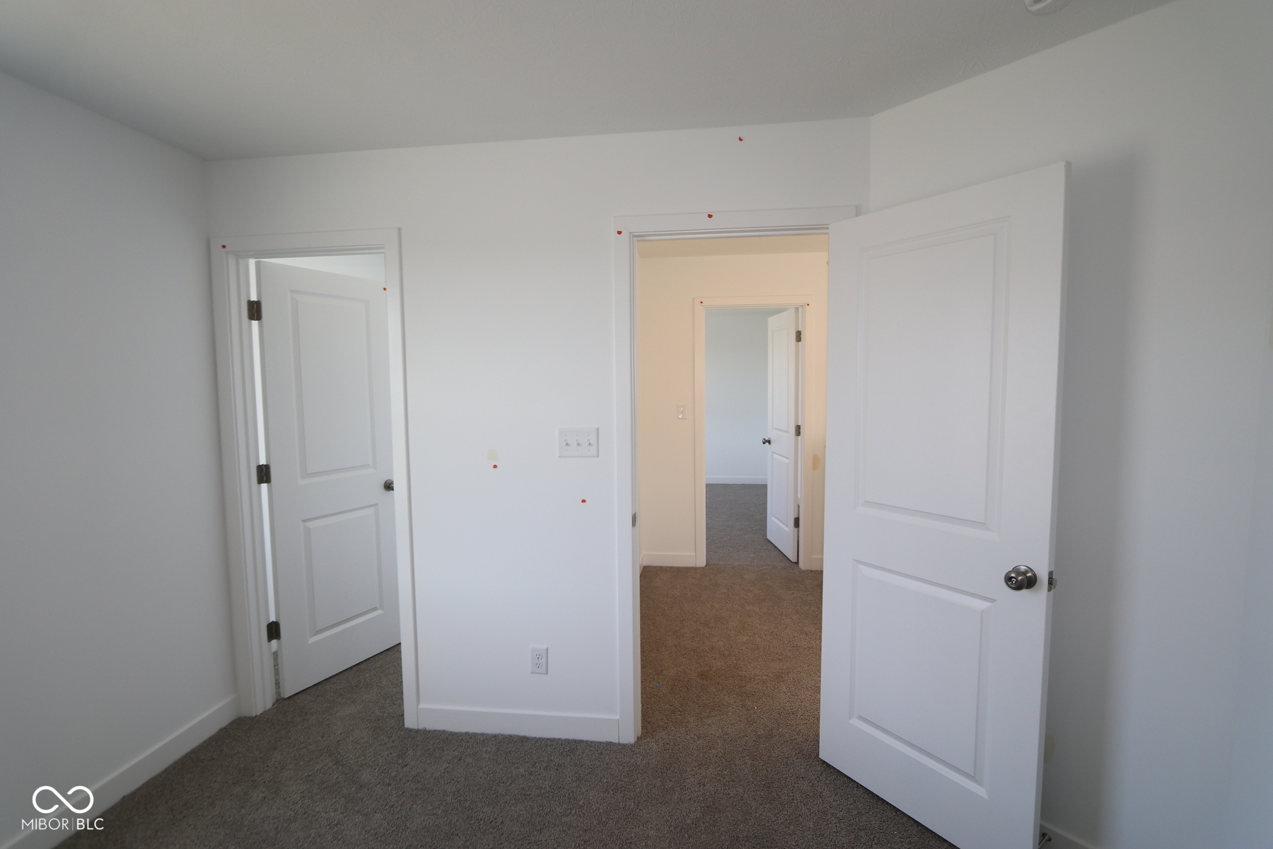 3925 Highcrest Road Indianapolis, IN 46239 - Photo 8 of 18 Gallery Image 8