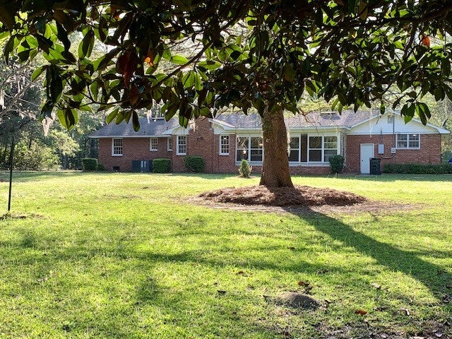 3911 Robinhood Road Valdosta, GA 31606 - Photo 32 of 39 Gallery Image 32