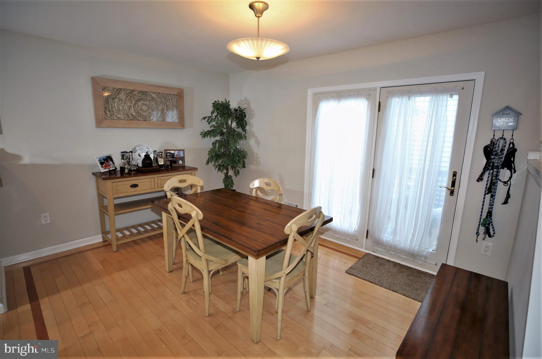 37 Geraldine Road East Windsor, NJ 08520 - Photo 14 of 41 Gallery Image 14