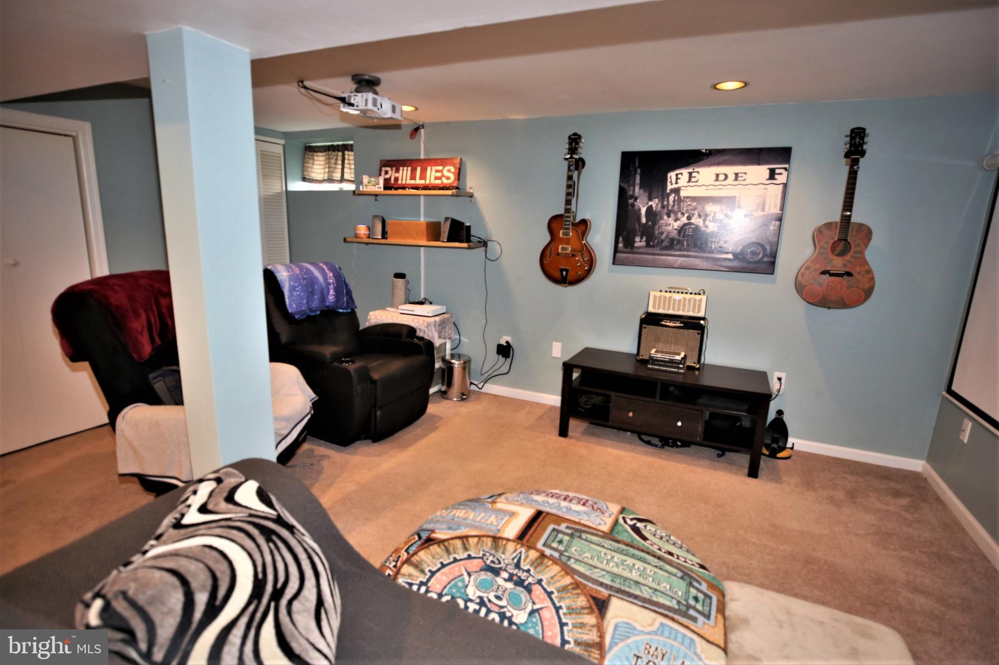 37 Geraldine Road East Windsor, NJ 08520 - Photo 22 of 41 Gallery Image 22