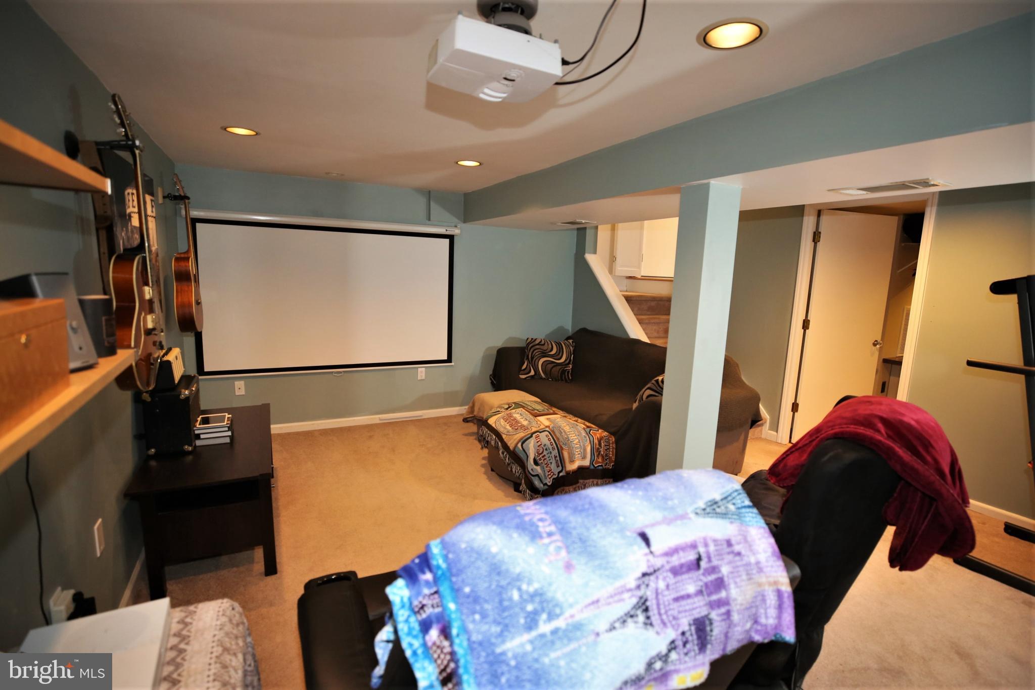 37 Geraldine Road East Windsor, NJ 08520 - Photo 23 of 41 Gallery Image 23