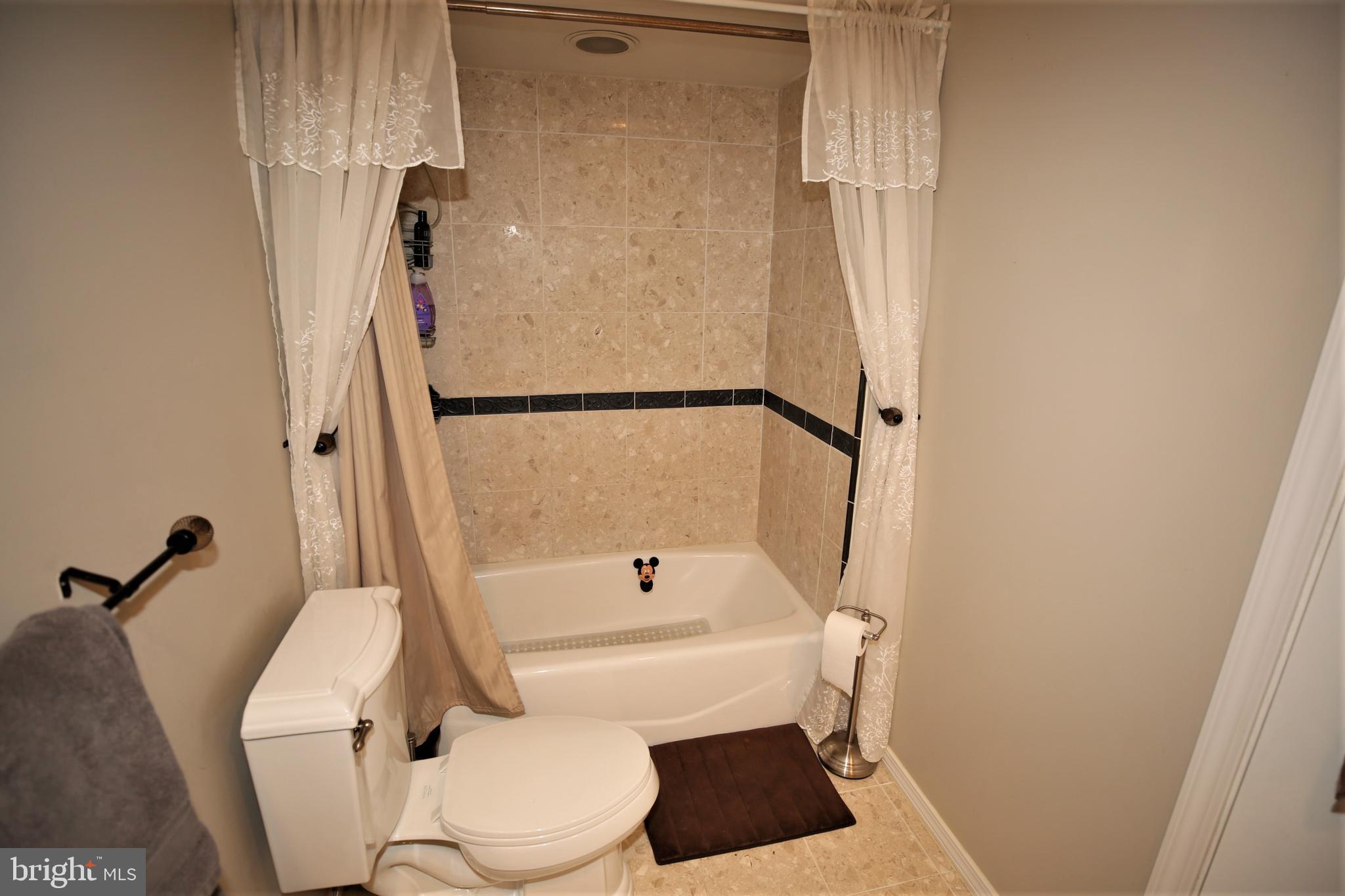 37 Geraldine Road East Windsor, NJ 08520 - Photo 35 of 41 Gallery Image 35