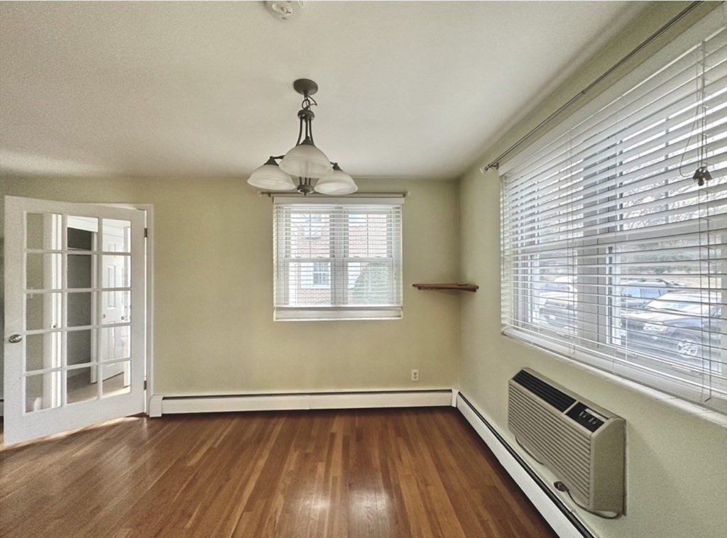 48 Emerson Gardens Road, Unit 48 Lexington, MA 02420 - Photo 5 of 12