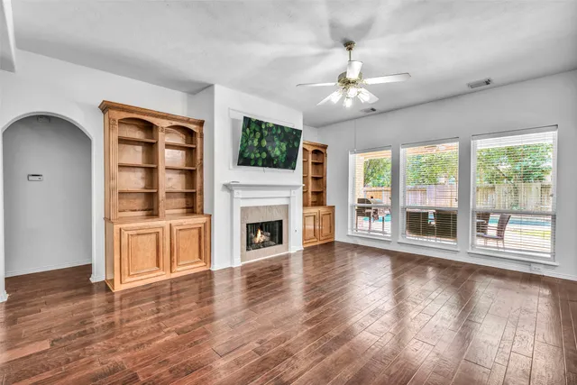 $4,750 | 3 Renoir Trail Place, The Woodlands, TX 77382