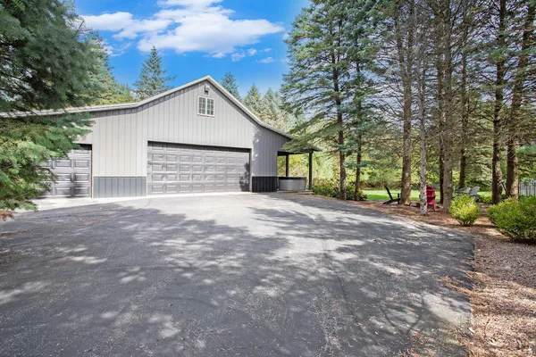 $1,695,000 | 3667 East U Avenue, Vicksburg, MI 49097