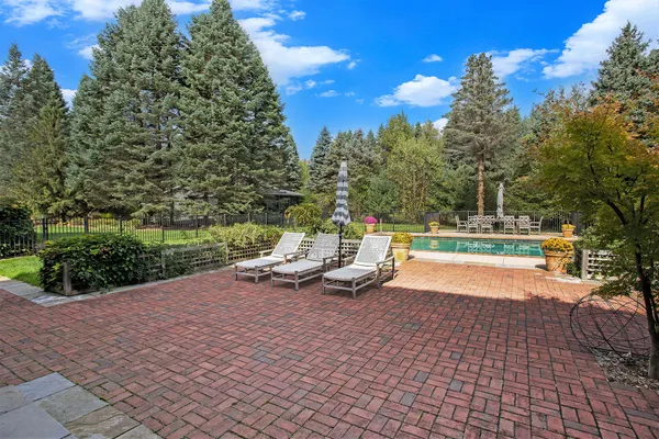 $1,695,000 | 3667 East U Avenue, Vicksburg, MI 49097