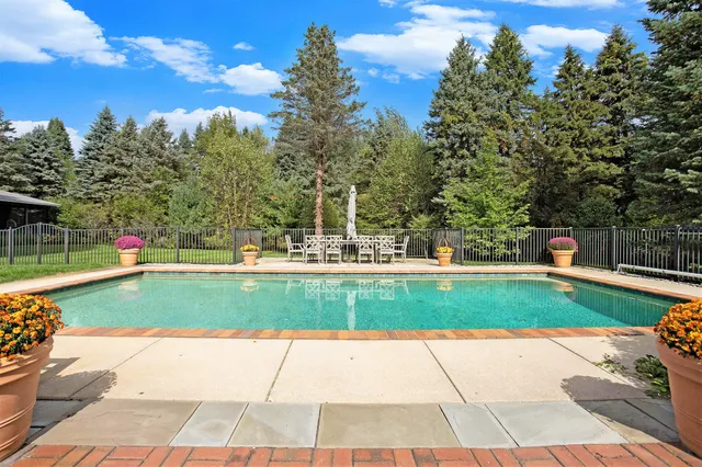 $1,695,000 | 3667 East U Avenue, Vicksburg, MI 49097