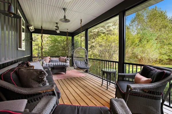 $1,695,000 | 3667 East U Avenue, Vicksburg, MI 49097