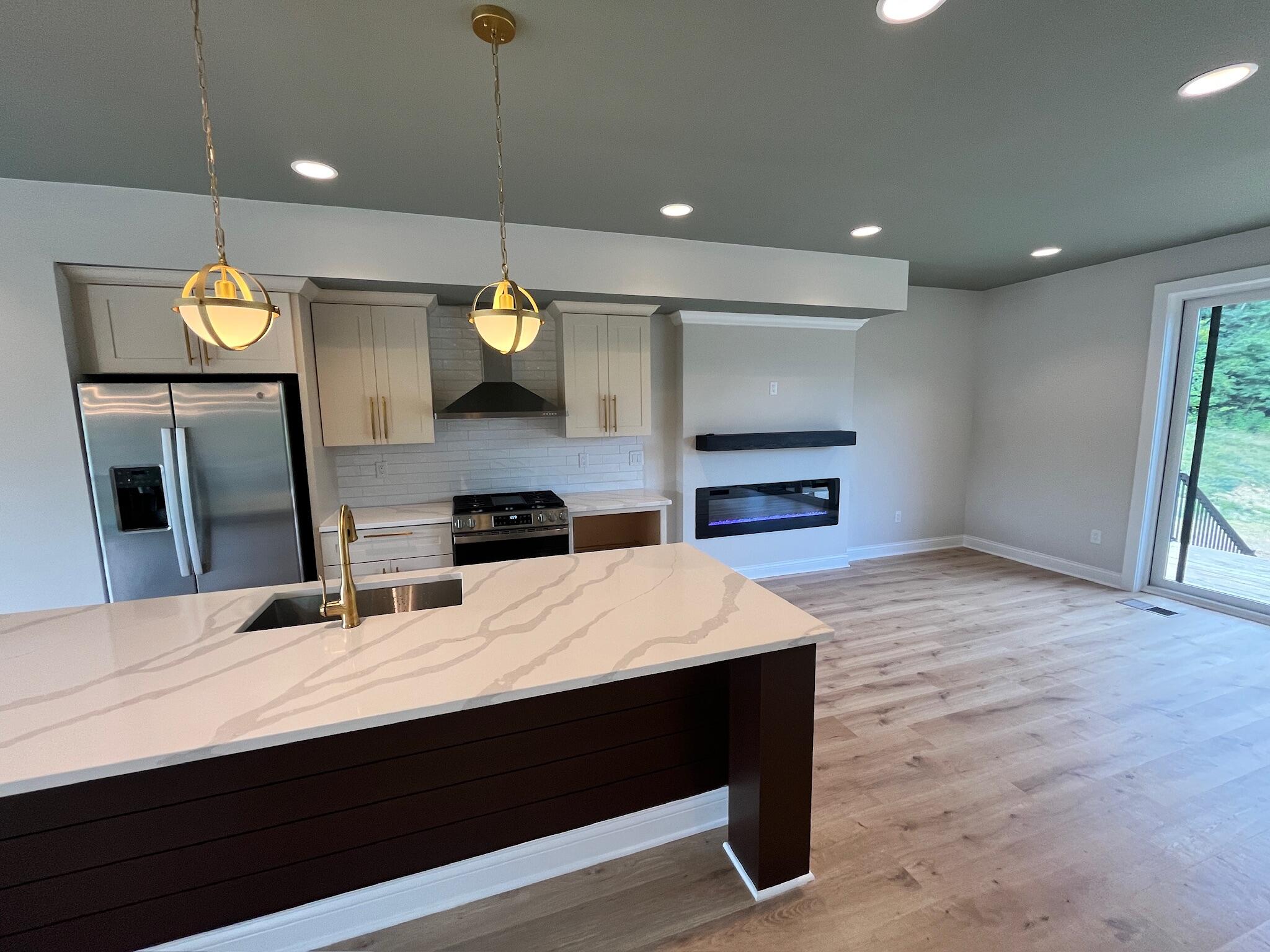 889 BELLE Rdg Loop Bellevue, KY 41073 - Photo 12 of 36 Gallery Image 12