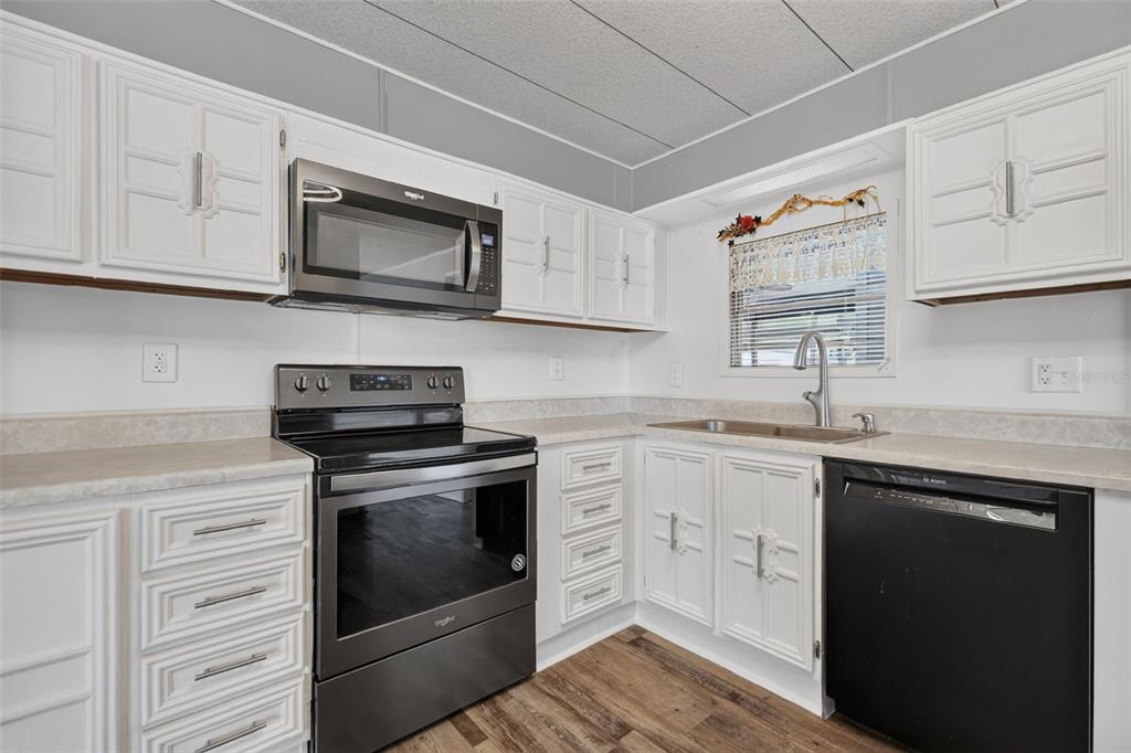 34312 Carl Road Leesburg, FL 34788 - Photo 10 of 47