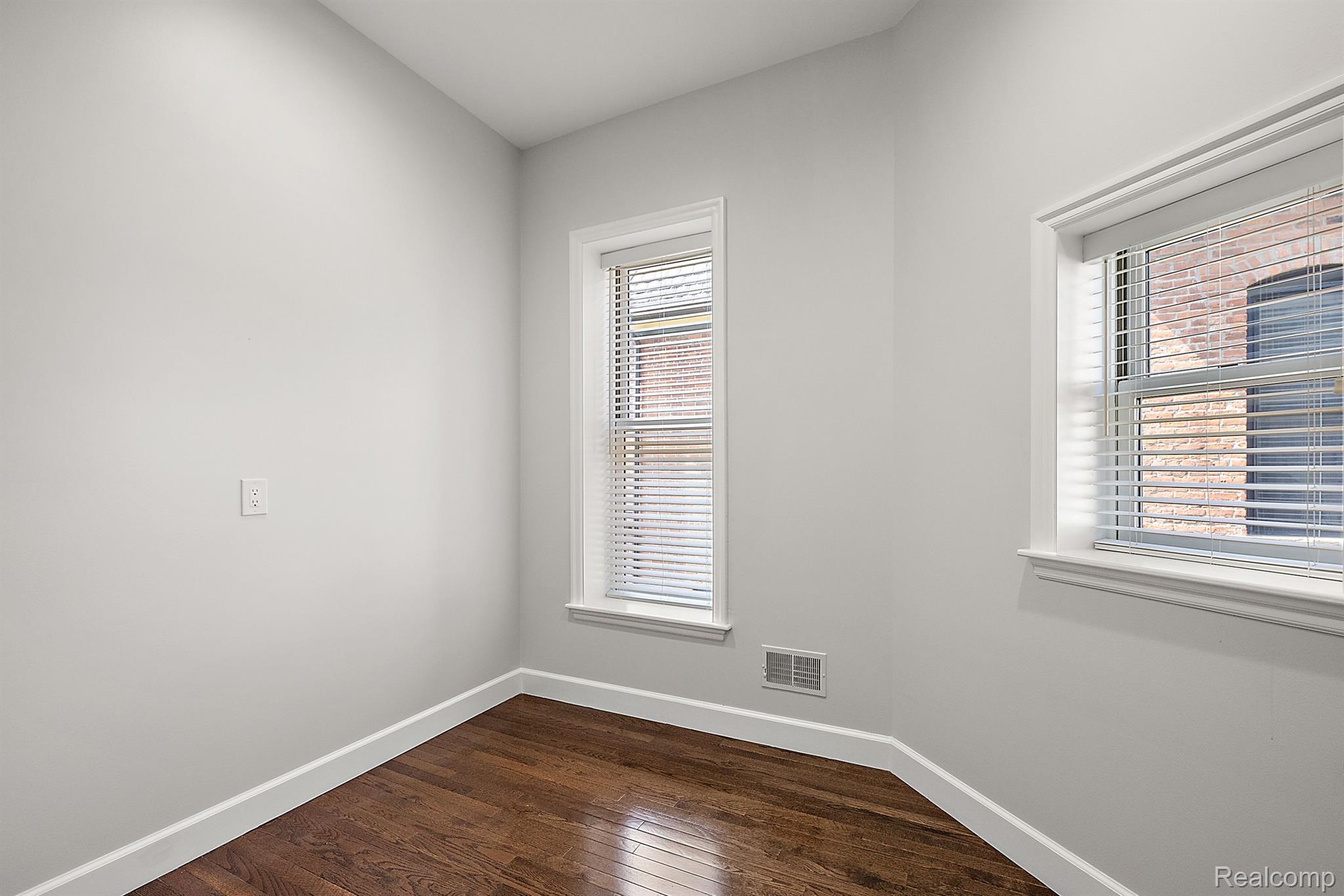 295 Alfred Street, Unit A Detroit, MI 48201 - Photo 31 of 59 Gallery Image 31