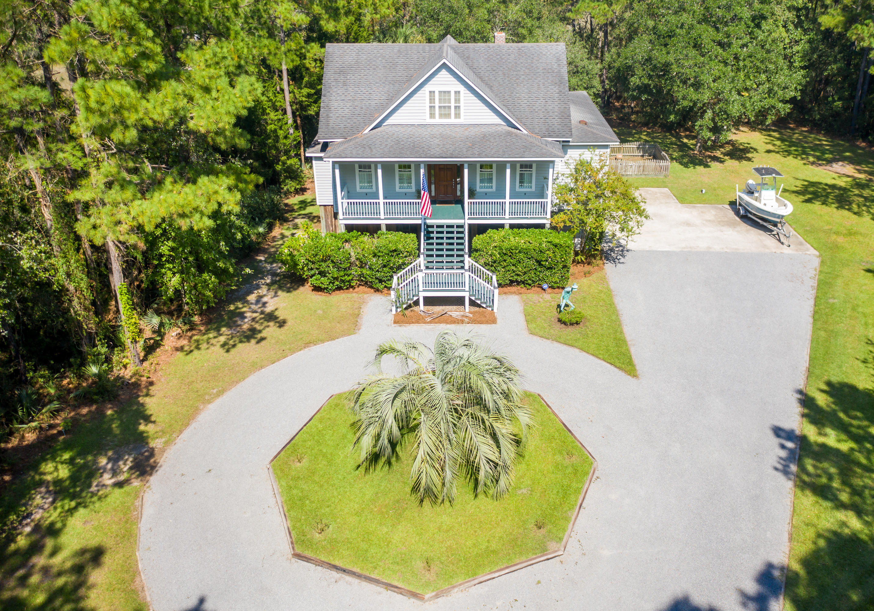 711 Kit Hall Road McClellanville, SC 29458 - Photo 22 of 37 711 Kit Hall-30