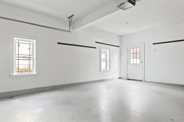 $749,900 | 3 Izzy Lane, Kittery, ME 03904