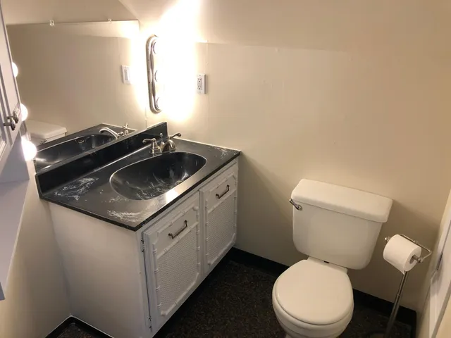 $980 | 900 30th Avenue South, Minneapolis, MN 55406