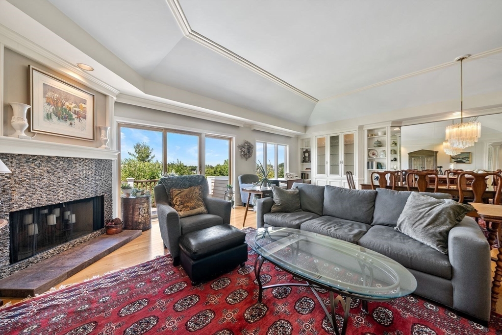 85 Algonquin Road, Unit 85 Chestnut Hill, MA 02467 - Photo 8 of 42