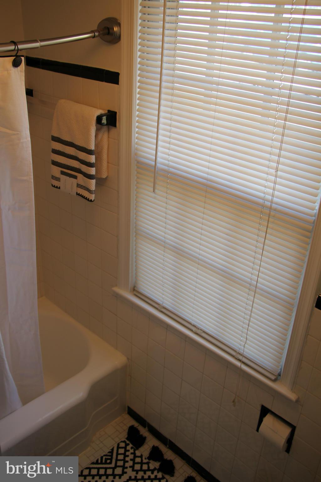 8207 Grubb Road, Unit 101 Silver Spring, MD 20910 - Photo 11 of 16 Bath