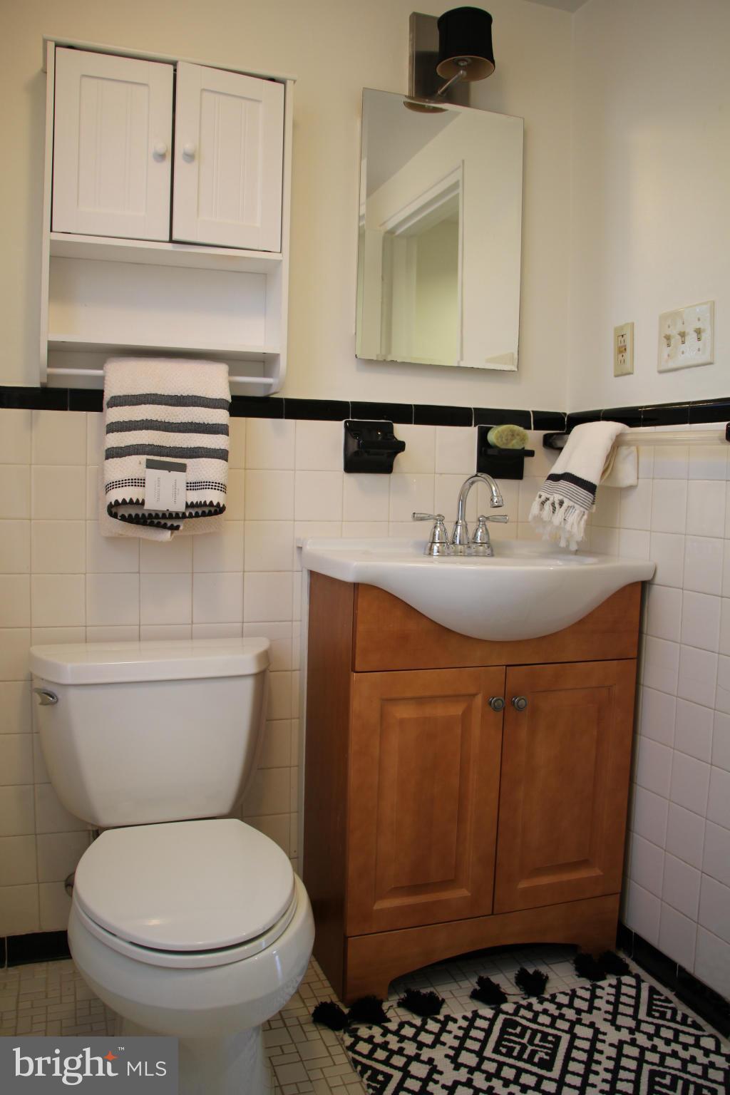 8207 Grubb Road, Unit 101 Silver Spring, MD 20910 - Photo 12 of 16 Bath