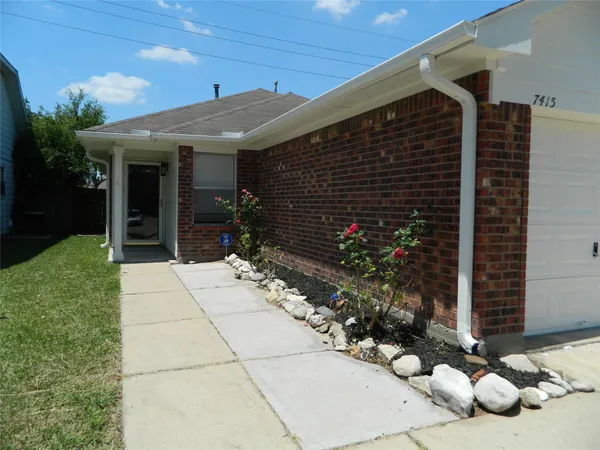 $1,650 | 7415 River Pines Drive, Cypress, TX 77433